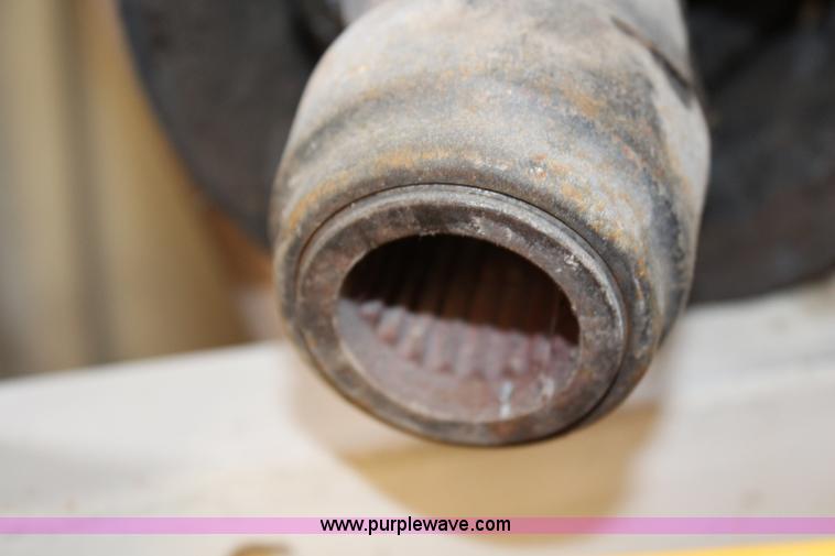 image for item G5320 2002 New Idea 6365 round baler