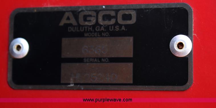 image for item G5320 2002 New Idea 6365 round baler