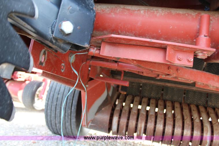 image for item G5351 Hesston 555 round baler