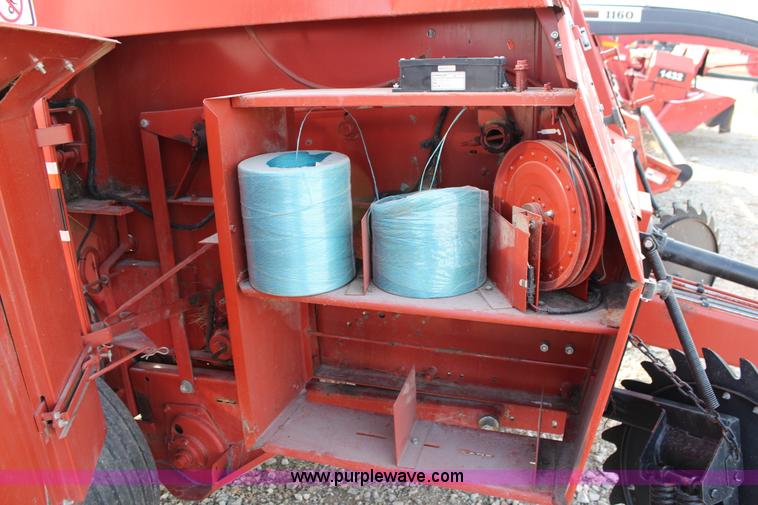 image for item G5351 Hesston 555 round baler