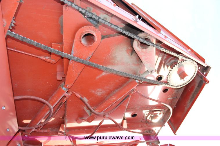 image for item G5351 Hesston 555 round baler