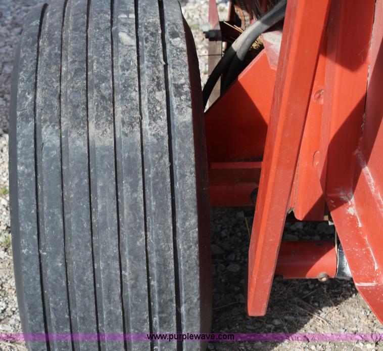 image for item G5351 Hesston 555 round baler