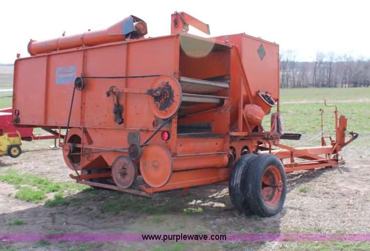 image for item G5456 Allis Chalmers 66 pull type combine