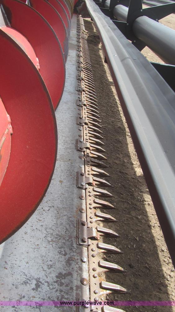 image for item G5688 1997 Case IH 1010 30' rigid platform header