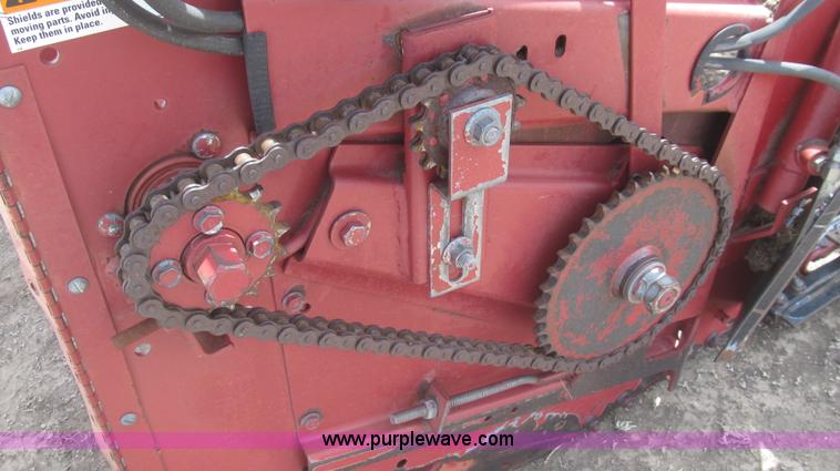 image for item G5688 1997 Case IH 1010 30' rigid platform header