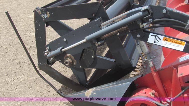 image for item G5688 1997 Case IH 1010 30' rigid platform header