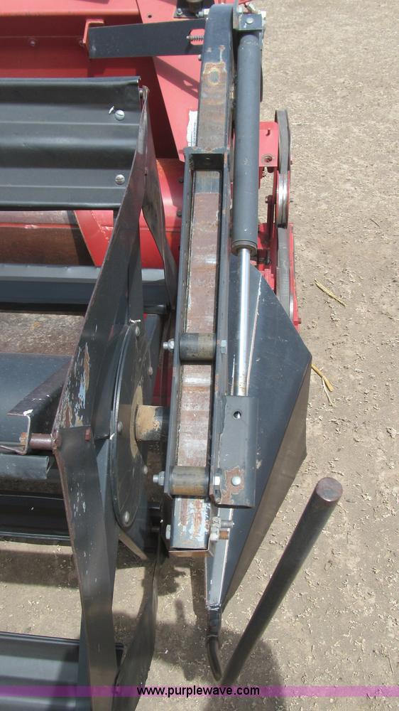 image for item G5688 1997 Case IH 1010 30' rigid platform header