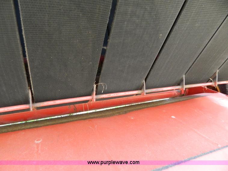 image for item G7817 1992 New Holland 660 round baler