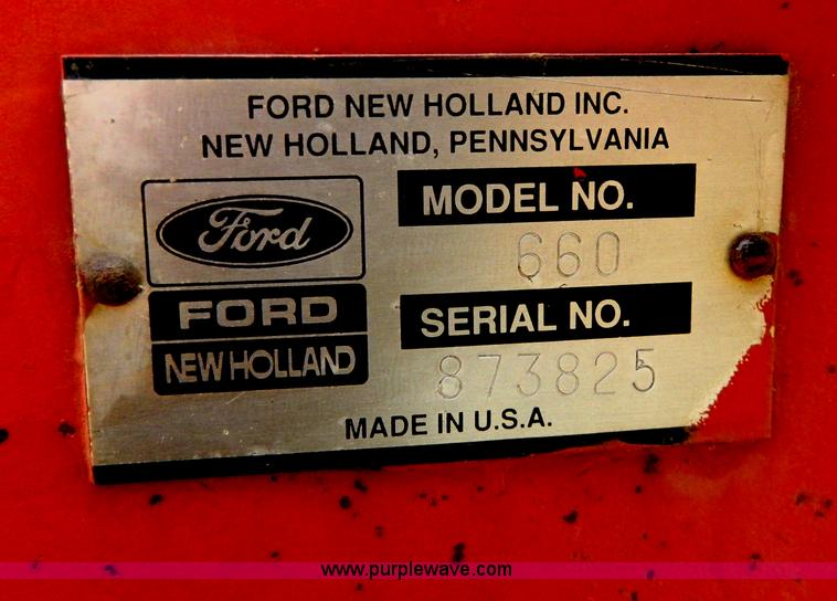 image for item G7817 1992 New Holland 660 round baler