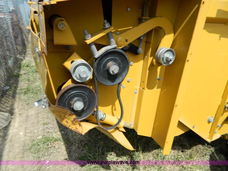 image for item G7818 2000 Vermeer 605L round baler
