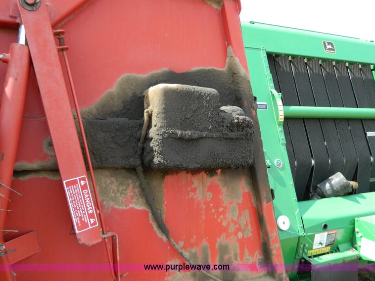 image for item G7820 1990 New Holland 855 round baler