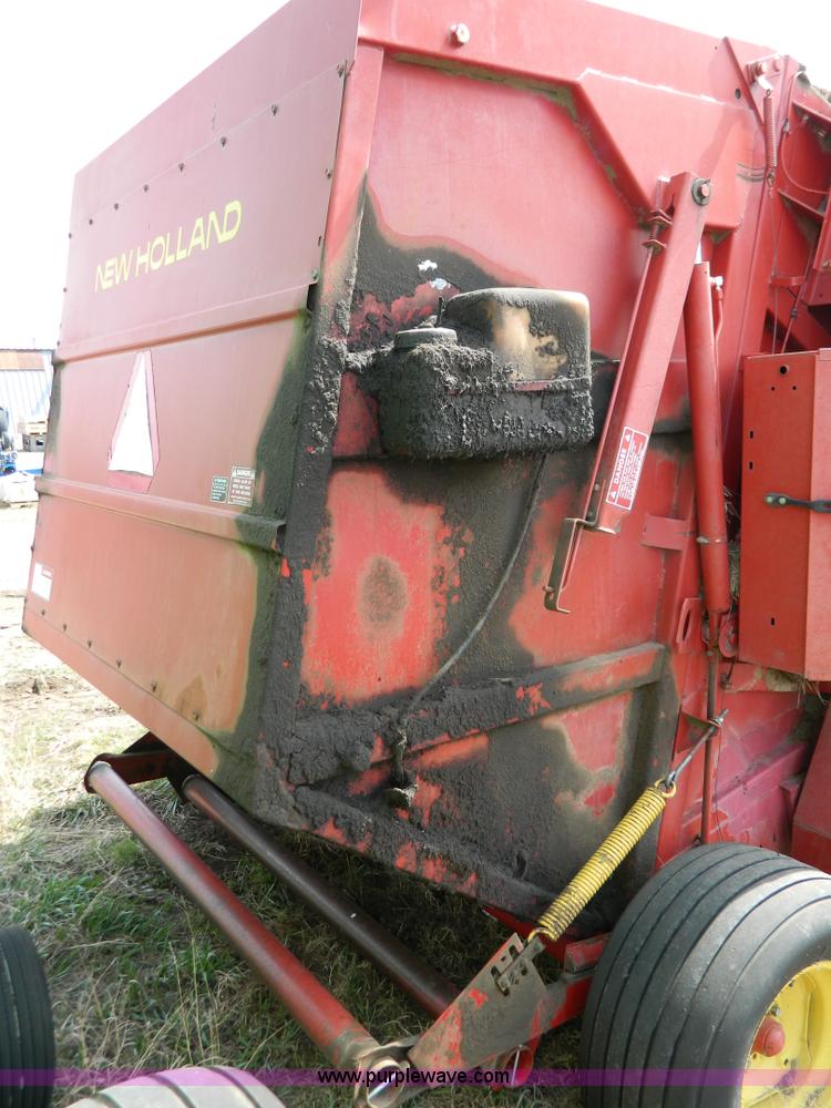 image for item G7820 1990 New Holland 855 round baler