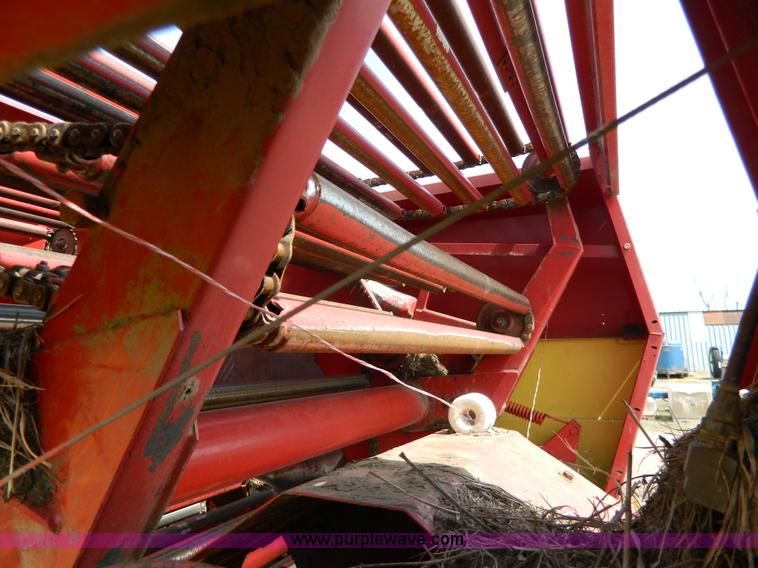 image for item G7820 1990 New Holland 855 round baler