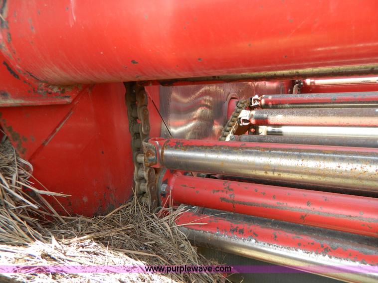 image for item G7820 1990 New Holland 855 round baler