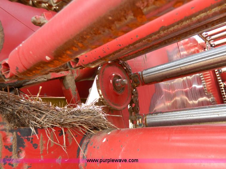 image for item G7820 1990 New Holland 855 round baler