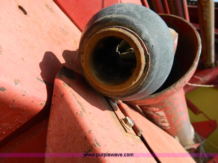 image for item G7820 1990 New Holland 855 round baler