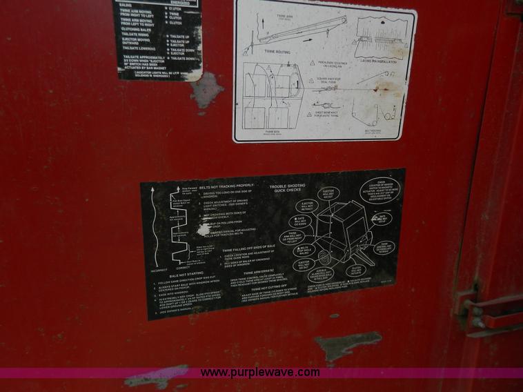 image for item G7821 1989 Case IH 8460 round baler