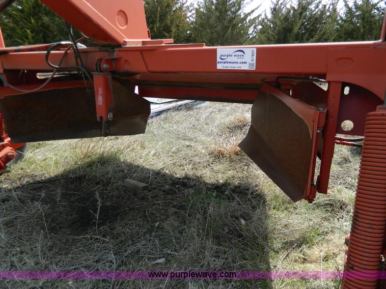 image for item G7822 New Holland 1475 swather hitch