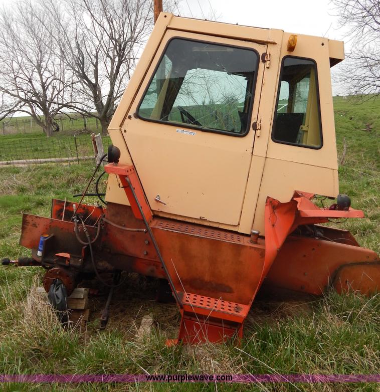 image for item V9926 1972 Case 2470 tractor cab and parts