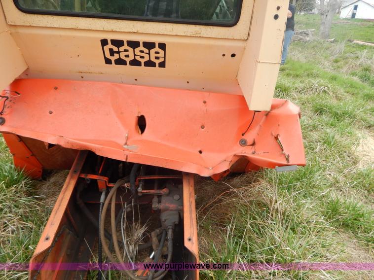 image for item V9926 1972 Case 2470 tractor cab and parts