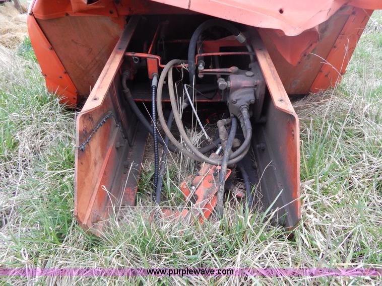 image for item V9926 1972 Case 2470 tractor cab and parts