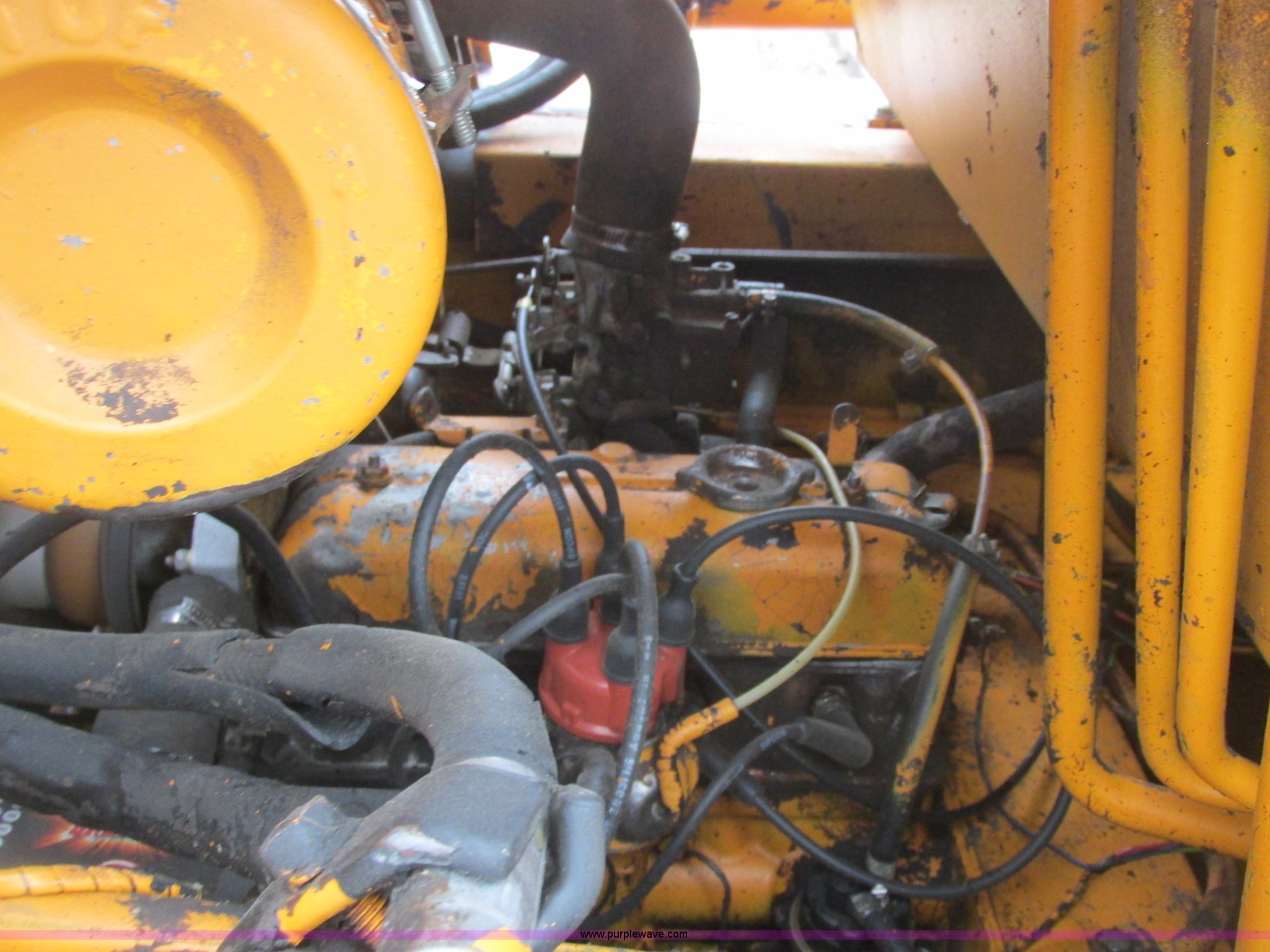 1977 Case 1830 skid steer in Rosebud, MO Item AB9432 sold Purple Wave