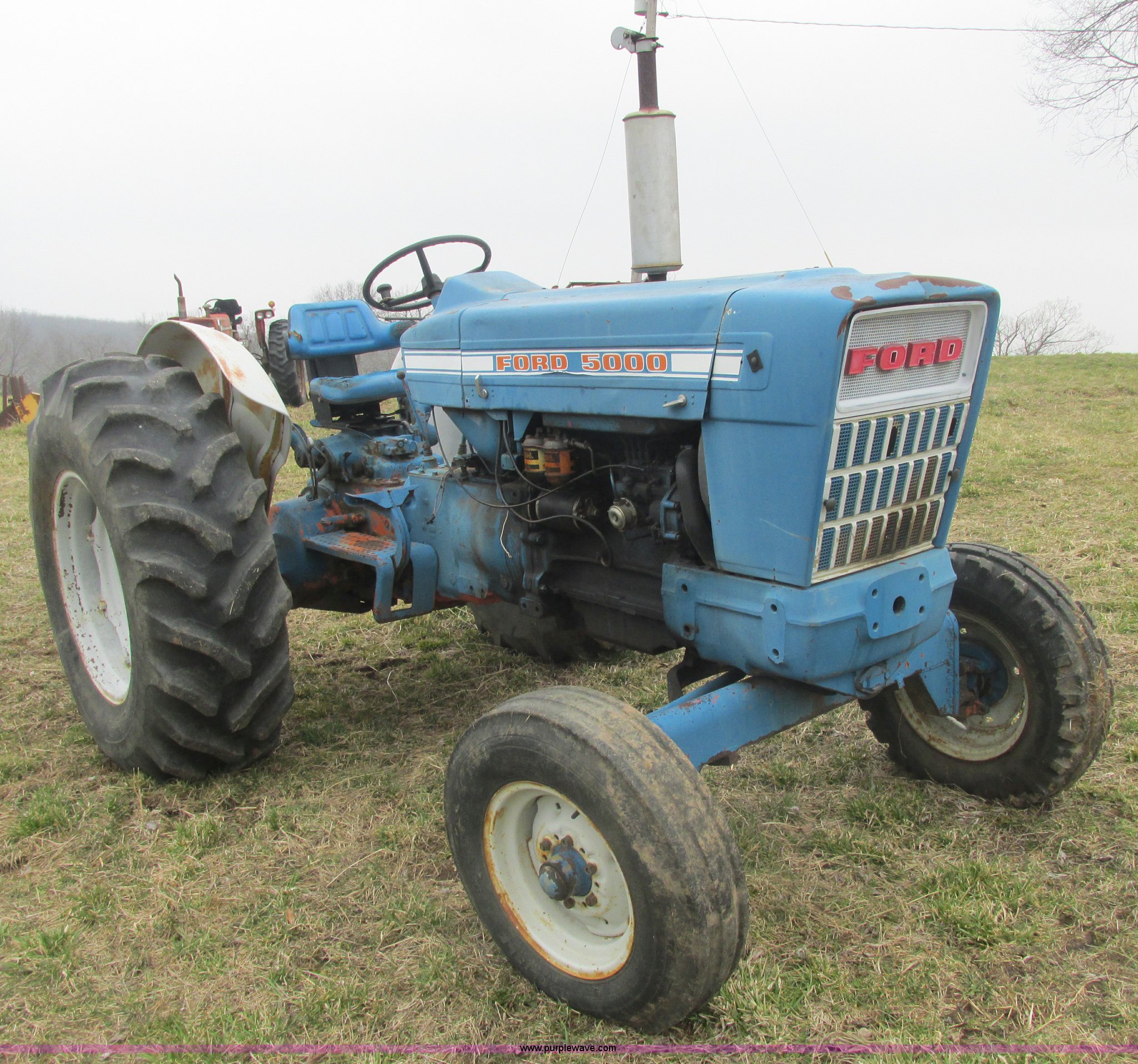 1967 Ford 5000 tractor in Rosebud, MO Item AB9434 sold Purple Wave