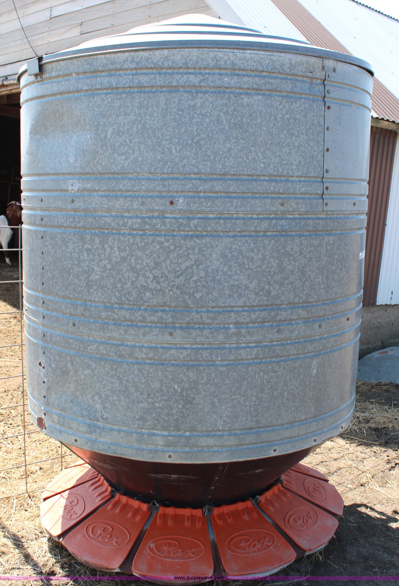 Pax Hog Feeder Item Ak9422 4 24 2013