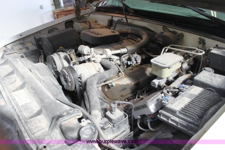 image for item AA9094 1999 Chevrolet 3500 LS flatbed pickup truck