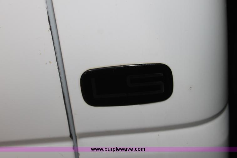 image for item AA9094 1999 Chevrolet 3500 LS flatbed pickup truck