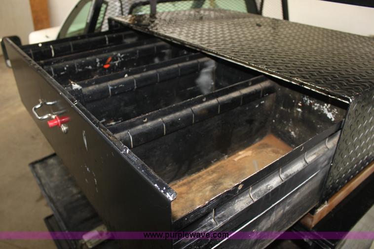 image for item AA9094 1999 Chevrolet 3500 LS flatbed pickup truck