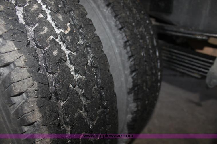 image for item AA9094 1999 Chevrolet 3500 LS flatbed pickup truck