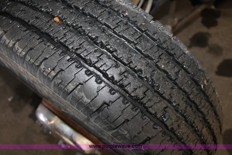 image for item AA9094 1999 Chevrolet 3500 LS flatbed pickup truck