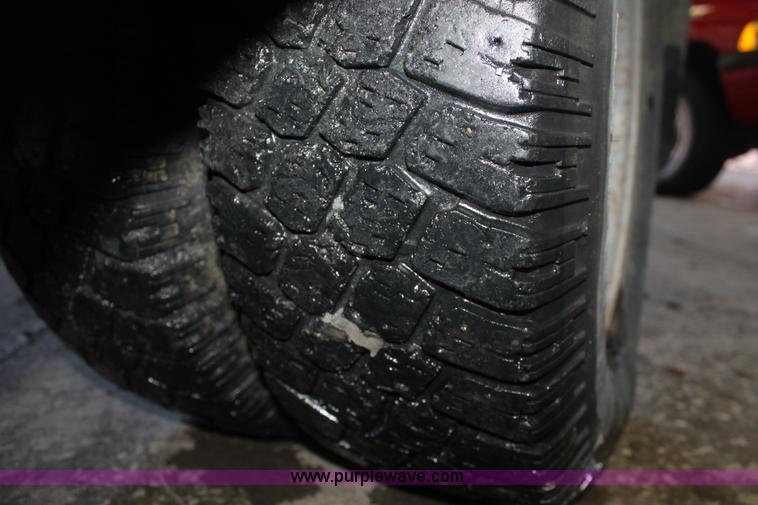 image for item AA9094 1999 Chevrolet 3500 LS flatbed pickup truck