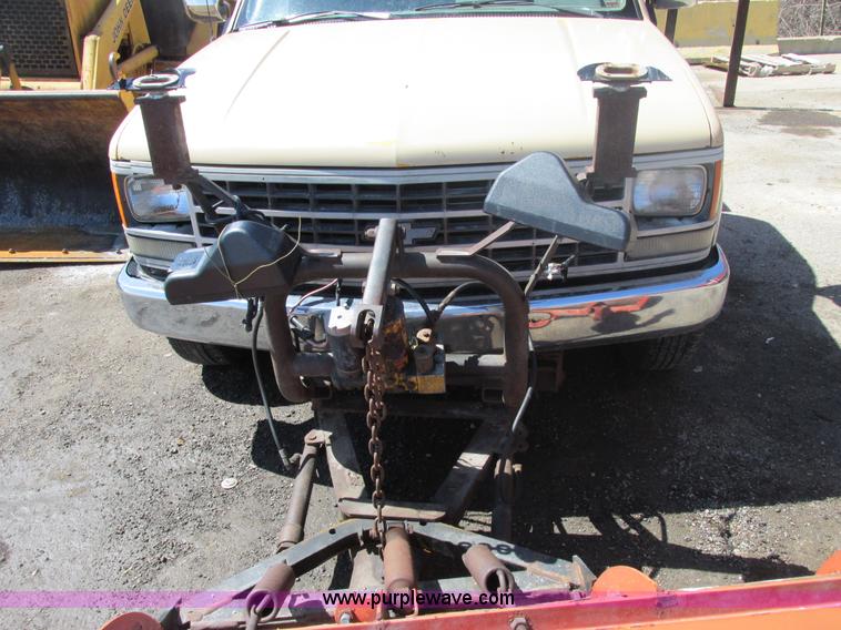 image for item AB9439 1992 Chevrolet Cheyenne 3500 pickup truck