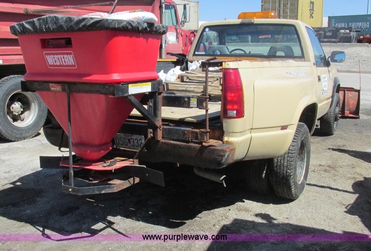 image for item AB9439 1992 Chevrolet Cheyenne 3500 pickup truck
