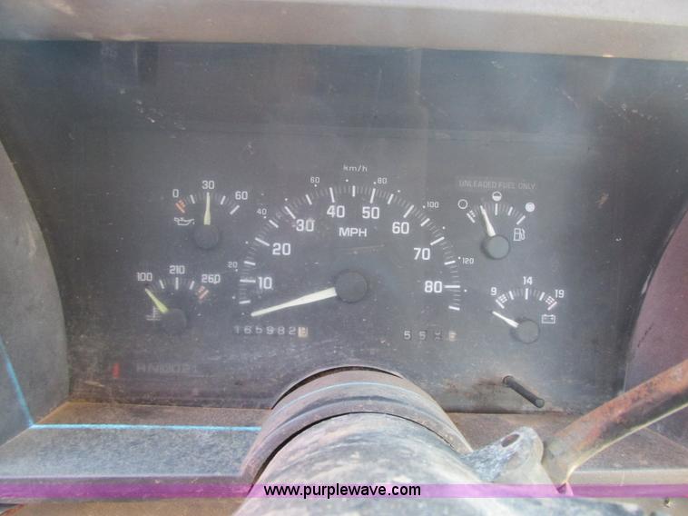 image for item AB9439 1992 Chevrolet Cheyenne 3500 pickup truck