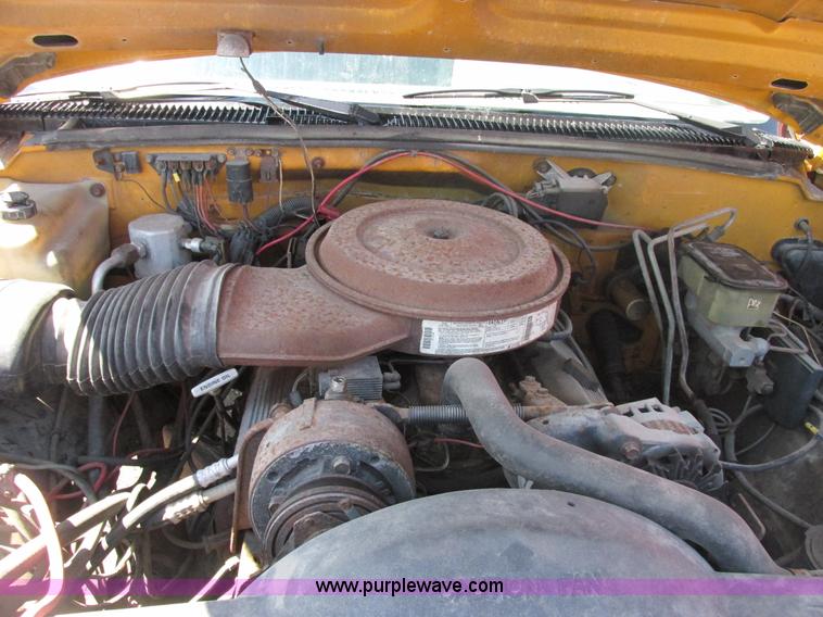 image for item AB9439 1992 Chevrolet Cheyenne 3500 pickup truck