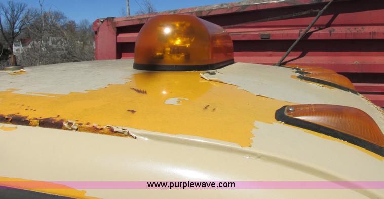 image for item AB9439 1992 Chevrolet Cheyenne 3500 pickup truck