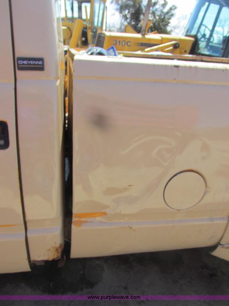 image for item AB9439 1992 Chevrolet Cheyenne 3500 pickup truck