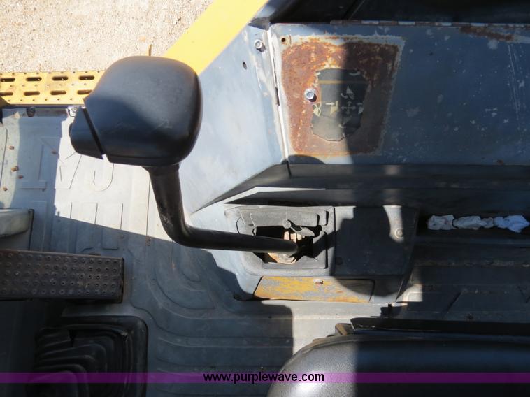 image for item B4680 1994 Caterpillar 416B backhoe