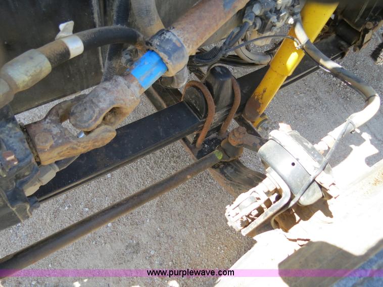 image for item B4681 1997 Kenworth T600 dump truck