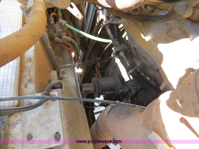 image for item B4681 1997 Kenworth T600 dump truck