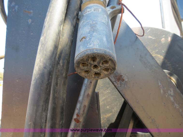 image for item B4683 1998 Freightliner FLD120 winch semi truck