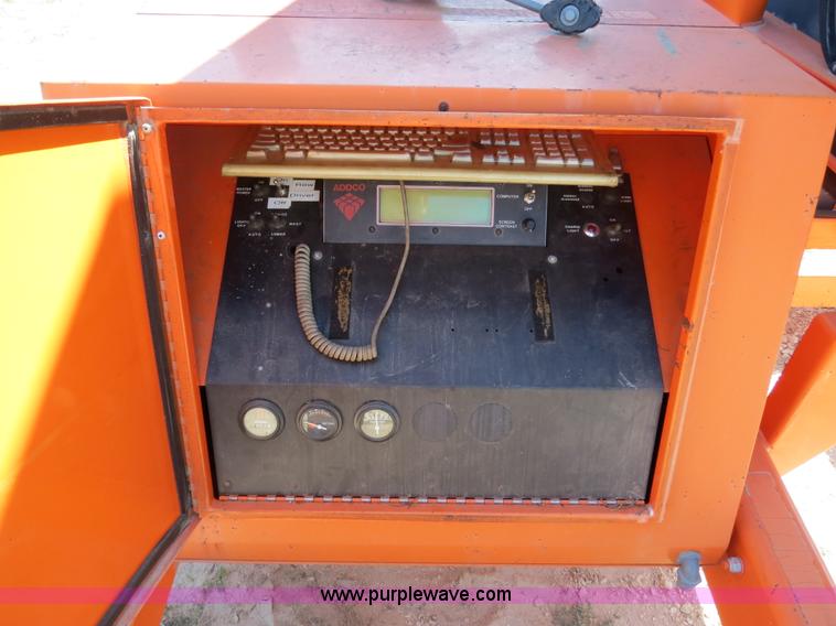 image for item B4684 1992 Addco DH1000 DOT-SIGN message board