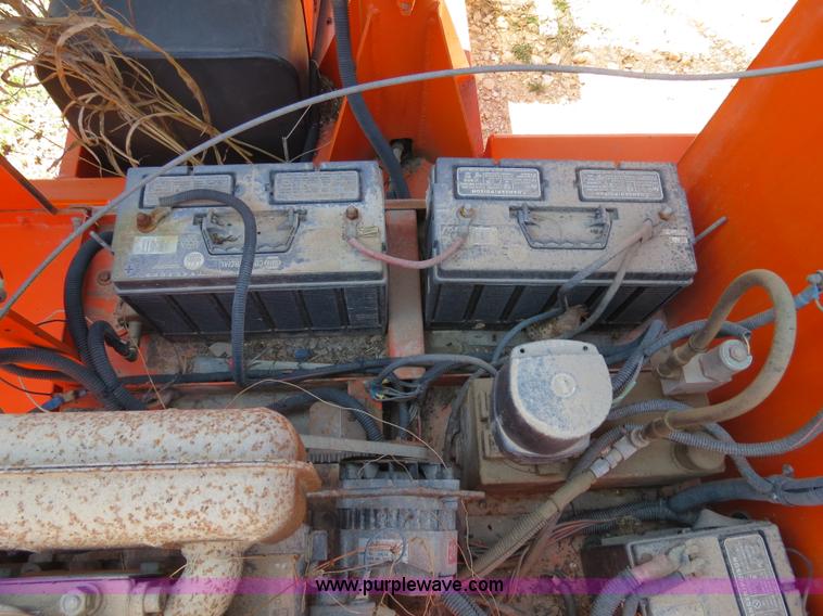 image for item B4684 1992 Addco DH1000 DOT-SIGN message board