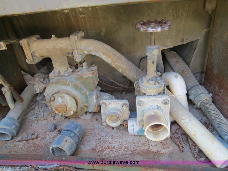 image for item B4686 1,000 gallon aluminum tank