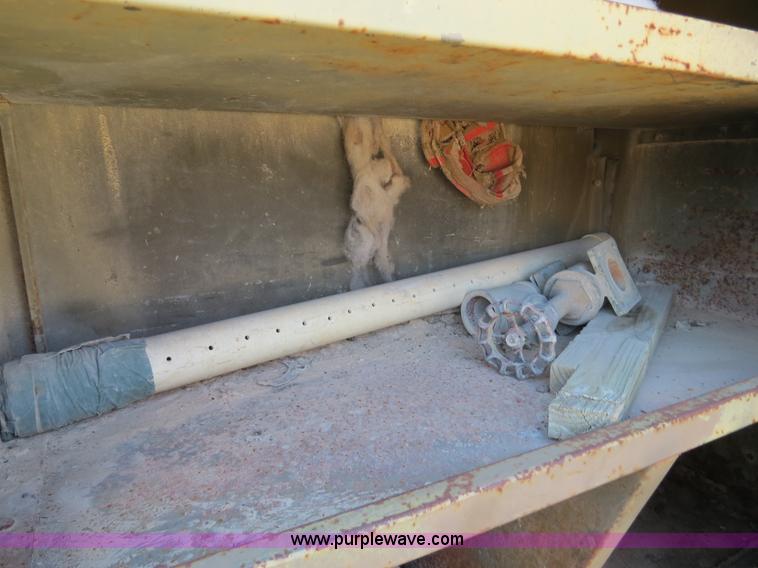 image for item B4686 1,000 gallon aluminum tank