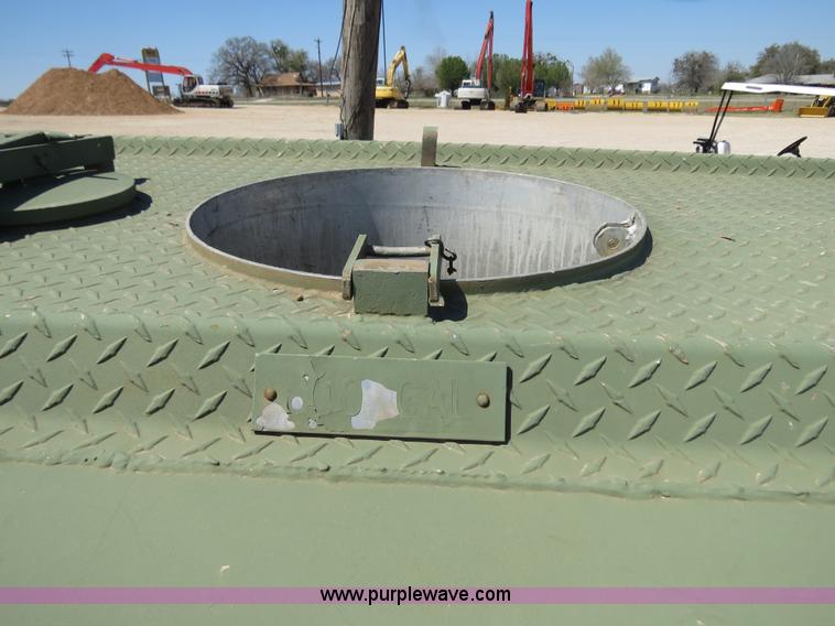 image for item B4686 1,000 gallon aluminum tank