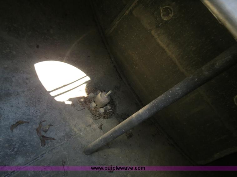 image for item B4686 1,000 gallon aluminum tank